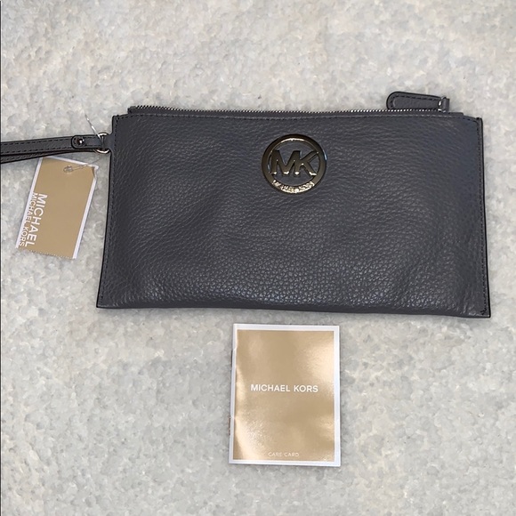 NWT Michael Kors Heather Gray Leather Wristlet - Picture 7 of 7